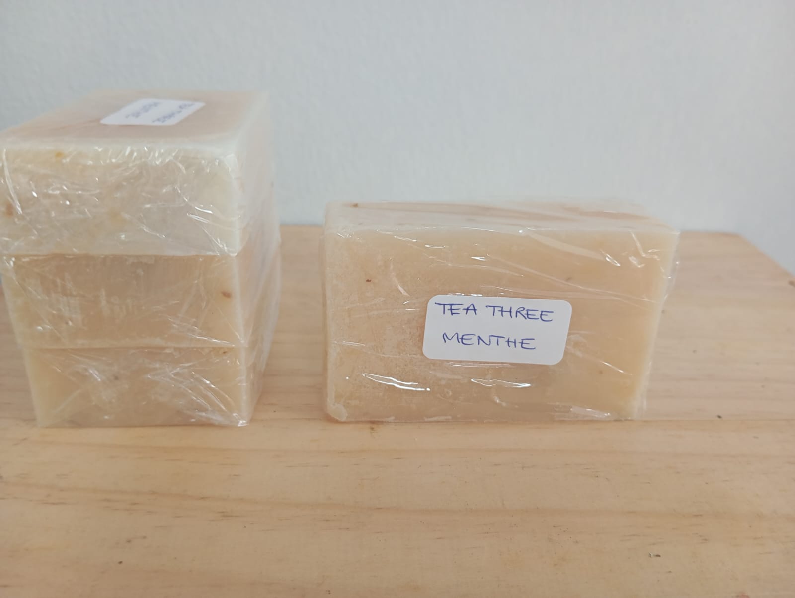 SAVON ARTISANAL TEA THREE MENTHE -100 g